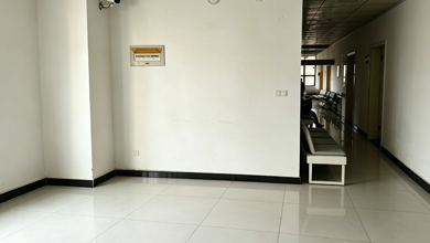 改造前 导诊区域空白墙面