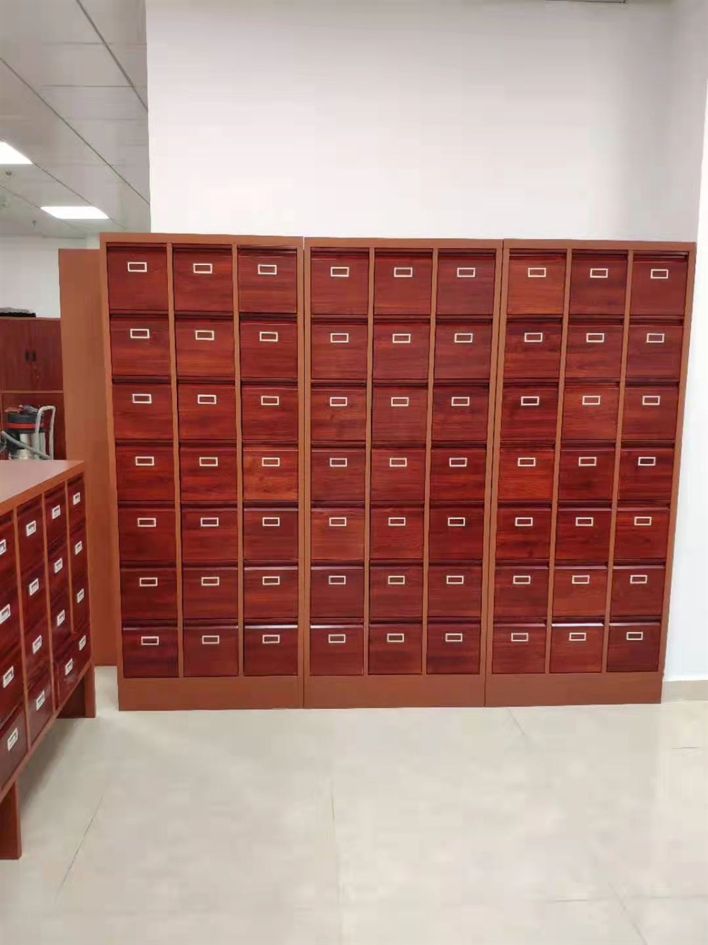 中药柜 (2).jpg 中药柜 (2).jpg